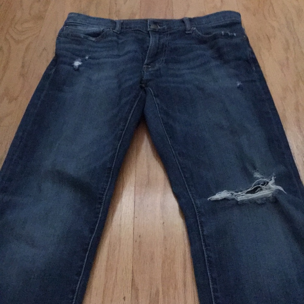 Abercrombie& Fitch